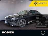 Mercedes A 180, Limousine AMG Sport, Jahr 2024 - Paderborn