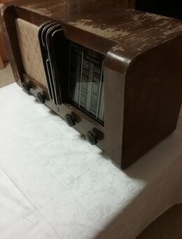Altes Radio von 1952 - Baumholder Zentrum