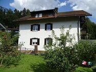 Ihr Zweifamilienhaus in Regen - mit schönem Garten und viel Platz - Regen