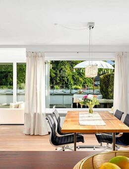 Penthouse-Juwel in Alt-Harlaching - nahe Isarhochufer - München