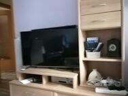 Verschenke kleine Anbauwand und Ausziehtisch - Zwickau