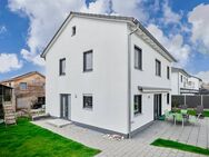 Frei stehendes Einfamilienhaus mit großem Garten und Doppelgarage - Ihr perfektes Zuhause! - Friedberg