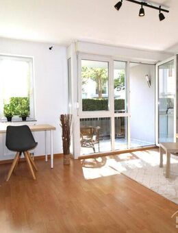 Möbliert/Furnished 2-Zimmer Apartment mit Balkon in Dresden-Strehlen max. 4 Personen - Dresden