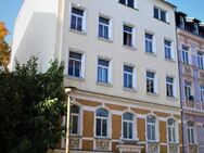 Objekt-Nr.: 10924 - vermietete 1-Zimmer-ETW im 1.OG mit Wanne, Balkon und 2 Abstellräumen zentrumsnah in Plauen - Plauen