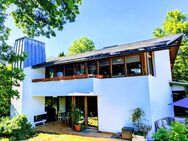 renovierungsbedürftiges Einfamilienhaus mit Potential auf großem Grundstück - Straßlach-Dingharting