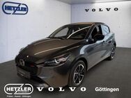 Mazda 2, 1.5 L 2023 e G 90ps 6MT FWD HOMURA AKA, Jahr 2022 - Kassel