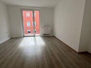 Attraktive 3-Zimmer-Wohnung mit 2 Balkonen in der Krefelder Innenstadt - Krefeld