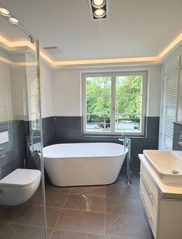 Erstbezug mit grünem Blick! + Parkett + Fußbodenheizung + Balkon + Wanne & Dusche + LED-Licht - Leipzig