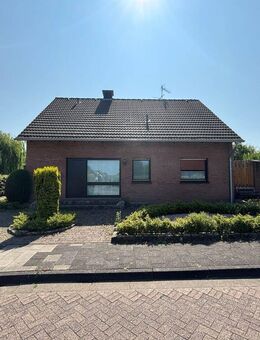 Heimkommen und Wohlfühlen! Klassisches Einfamilienhaus mit Garage in Rheine-Rodde - Rheine