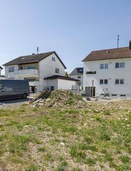 Provisionsfrei! Mehrgenerationenhaus oder Investitionsobjekt: 4 Wohneinheiten - Villingen-Schwenningen