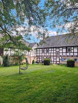 Denkmalgeschützter "Landsitz": Ehemalige Hofstelle - vollständig saniert - mit Pferdehaltung - Lichtenfels (Bayern)