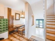 AIGNER - Gut geschnittene, sanierungsbedürftige Maisonettewohnung mit Dachterrassen in Gauting - Gauting