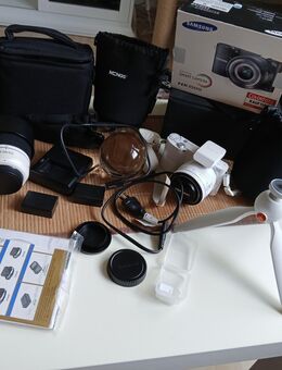 Samsung NX1000 Systemkamera mit Zubehör - Chemnitz
