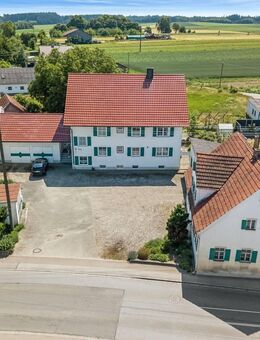 Großzügiges Mehrfamilienhaus inklusive 6 Bauplätze in Affing-Haunswies - Affing