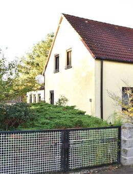 -RESERVIERT- Gemütlich soll es werden ? Packen Sie es an ! Diese DHH mit Nebengebäude und Garage in Küstrin-Kietz ... - Küstriner Vorland