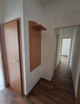 Objekt-Nr.: 15125 - bezugsfreie 1-Zimmer-ETW (jetzt 2-Zimmer) mit Wanne im EG in Plauen - Plauen