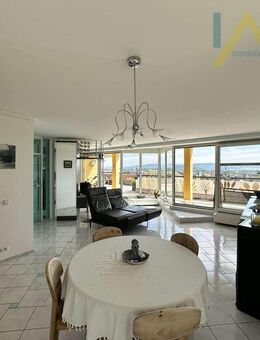 Schönes Penthouse mit toller Aussicht über Singen - Singen (Hohentwiel)