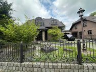 Einfamilienhaus mit Doppelgarage in Oberhausen - Oberhausen