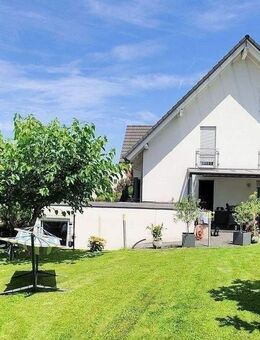 SCHALLSTADT - TOP-OBJEKT - sehr schöne, exklusive und massivgebaute Doppelhaushälfte - Schallstadt