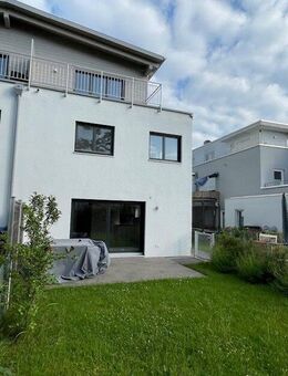 Provisionsfreie Wohnung mit Tiefgarage, Kamin, Einbauschränke um Münchner Westen - München