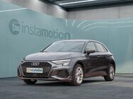 Audi A3, Sportback 40 TFSIe 2x S LINE LM17, Jahr 2022 - München