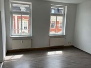 Preiswerte 2 Raum Wohnung mit Einbauküche in Plauen Haselbrunn - Plauen