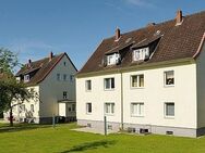 Preisgünstige, praktische 2-Zimmer-Dachgeschosswohnung - Bielefeld
