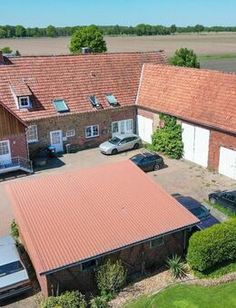 Ländliches Mehrfamilienhaus mit 4 Einheiten in ruhiger Lage - Fredenbeck