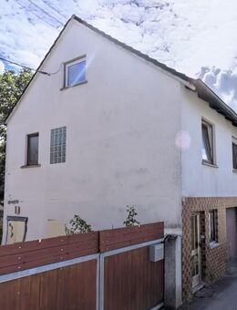 Günstiges renovierungsbedürftiges Haus in Zimmerau - Sulzdorf (Lederhecke)