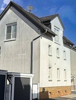 Hübsches Zweifamilienhaus * 195m² Wfl. Garage+Innenhof - Friedrichsdorf