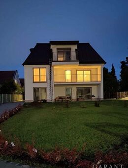 **Neubau: Exklusive Dachgeschoss-Wohnung mit zwei sonnigen Balkonen** - Ingolstadt