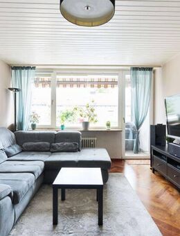 Familienfreundliche 3-Zi.-Wohnung mit Balkon - Planegg - Planegg