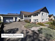 Wohnen auf einer Ebene! Wohnhaus mit Einliegerwohnung in ruhiger Sackgassenlage von Nisterau. - Nisterau