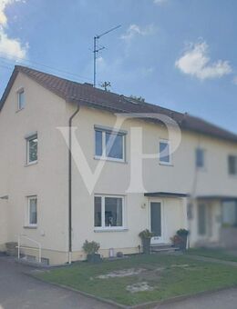 Modernisierungsbedürftige Doppelhaushälfte mit großem Garten - Kirchheim (Teck)