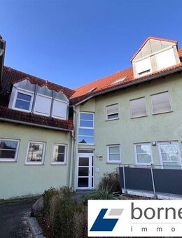 Schwanstetten! Gemütliche DG-ETW, 2-Zi., vermietet, Spitzboden + 2 Stellplätze! - Schwanstetten