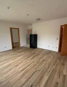 Frisch sanierte 2-Zi Whg mit Erstbezug-EBK & Carport - Halle (Saale)