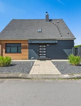 Provisionsfrei - Familienfreundliches Haus in gutem Zustand, mit großem, sonnigem Garten - Rheurdt