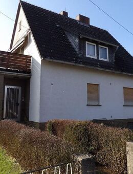 Ein Haus für kleine Familien mit Garten in 34599 Neuental-Waltersbrück zu verkaufen - Neuental
