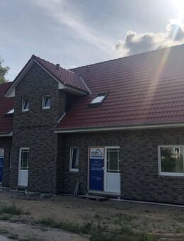 Exklusive Doppelhaushälften (KfW-55) in Massivbauweise mit großem Grundstück - Wardow
