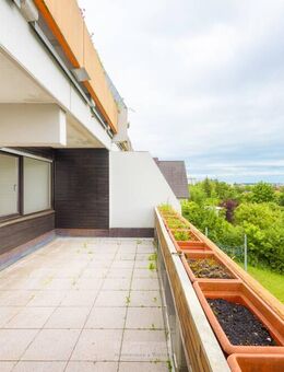 Frisch renovierte 3,5 ZKB-Wohnung mit Domblick am Sallerner Berg - Regensburg