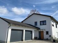 Außergewöhnlich schönes Einfamilienhaus mit unverbaubaren Ausblick - Bruckberg (Regierungsbezirk Niederbayern)