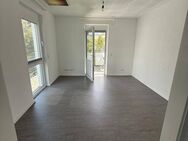 Freistehendes Einfamilienhaus mit zwei Wohneinheiten in ruhiger Lage von Neckarsulm - Neckarsulm