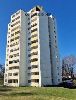 Zentrumsnahe Vierzimmerwohnung, Aufzug, 2 Balkone, Garage, Finanzierungsangebot - Friedrichshafen
