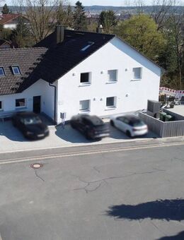 Exklusives Mehrparteienhaus in ruhiger Lage! - Adelsdorf