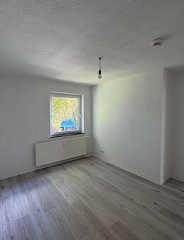Frisch renovierte 3-Zimmerwohnung in Salzgitter Thiede - Salzgitter