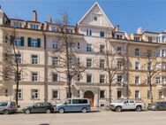 Charmante 2-Zimmer-Wohnung in denkmalgeschütztem Altbau - Im Herzen von München - München