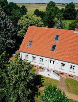 Lebensmittelpunkt für Generationen - ländlicher Charme + XXL-Garten inklusive. - Fehrbellin
