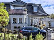 Zweifamilienhaus mit Doppelgarage und Pkw-Stellplatz in Kerpen - Kerpen (Kolpingstadt)