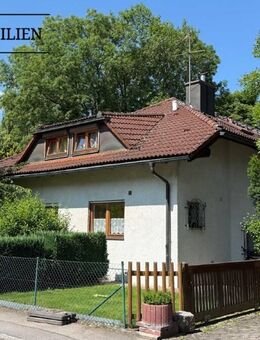 WEIGERT: Gepflegte Doppelhaushälfte mit ausgebautem Hobbyraum zur gewerblichen Nutzung in Eichenau - Eichenau