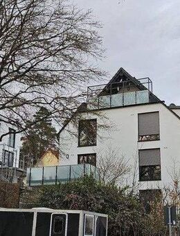 Bezugsfreie 5-Zimmer Maisonett-Wohnung mit Loggia und Blick über das Saaletal - Jena
